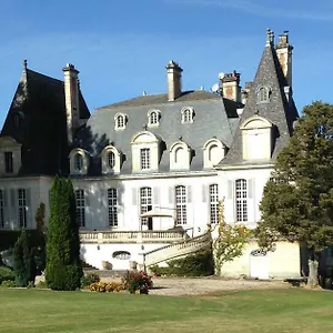 Bed and breakfast Chateau Du Val Larbont, La Bastide-de-Sérou