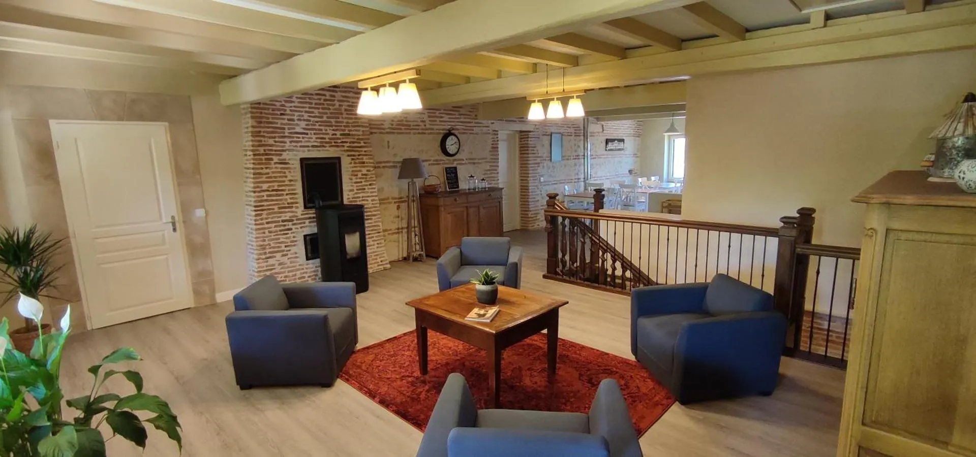 Anes Et Logis Bed & Breakfast Bax